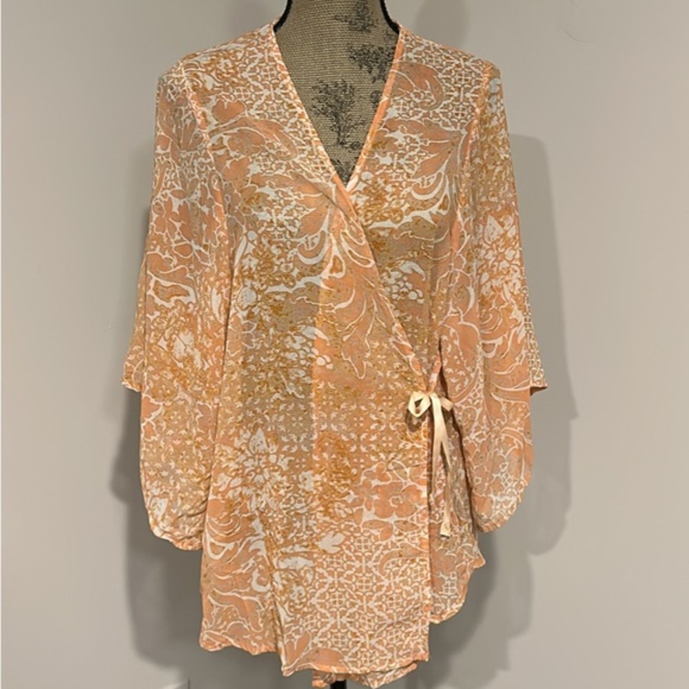 Forever 21 peach sheer short Kimono wrap robe cover up size small